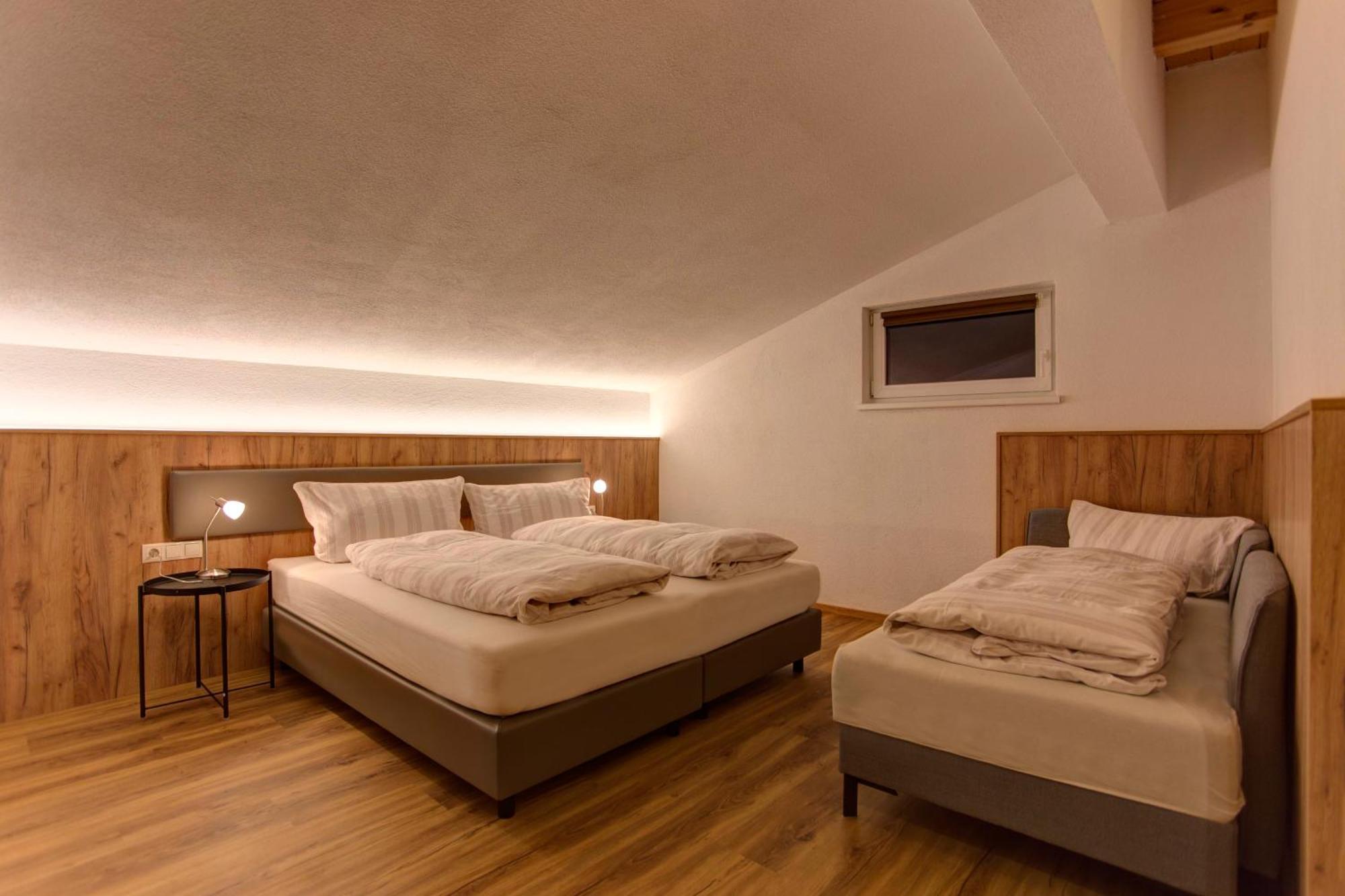 Haus Mattle Apartment Pettneu am Arlberg Exterior foto
