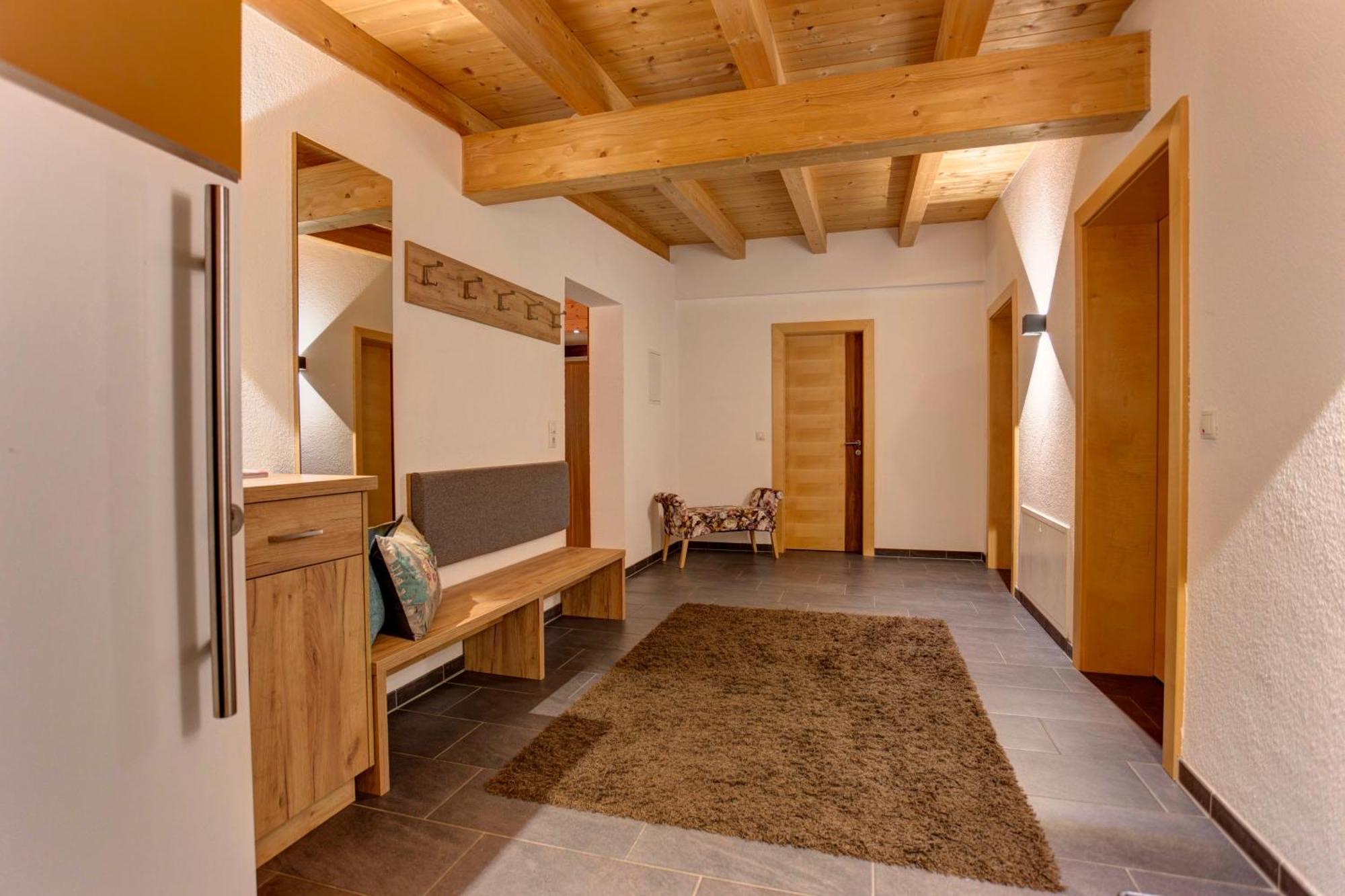 Haus Mattle Apartment Pettneu am Arlberg Exterior foto