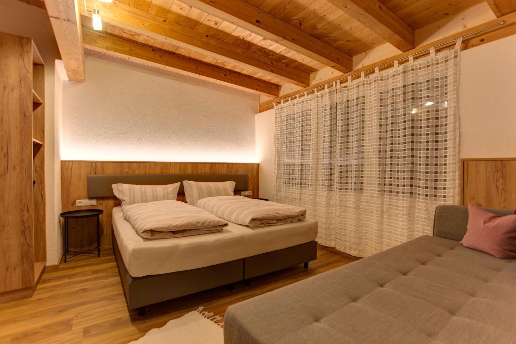 Haus Mattle Apartment Pettneu am Arlberg Exterior foto