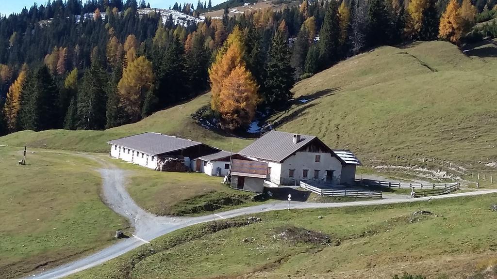 Haus Mattle Apartment Pettneu am Arlberg Exterior foto