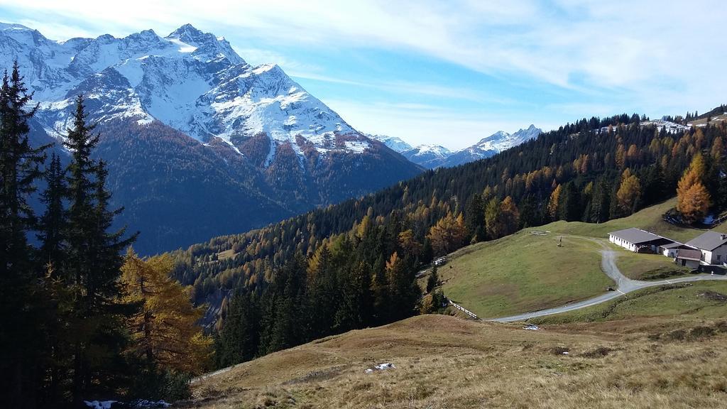 Haus Mattle Apartment Pettneu am Arlberg Exterior foto