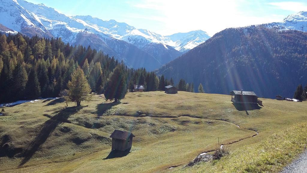 Haus Mattle Apartment Pettneu am Arlberg Exterior foto