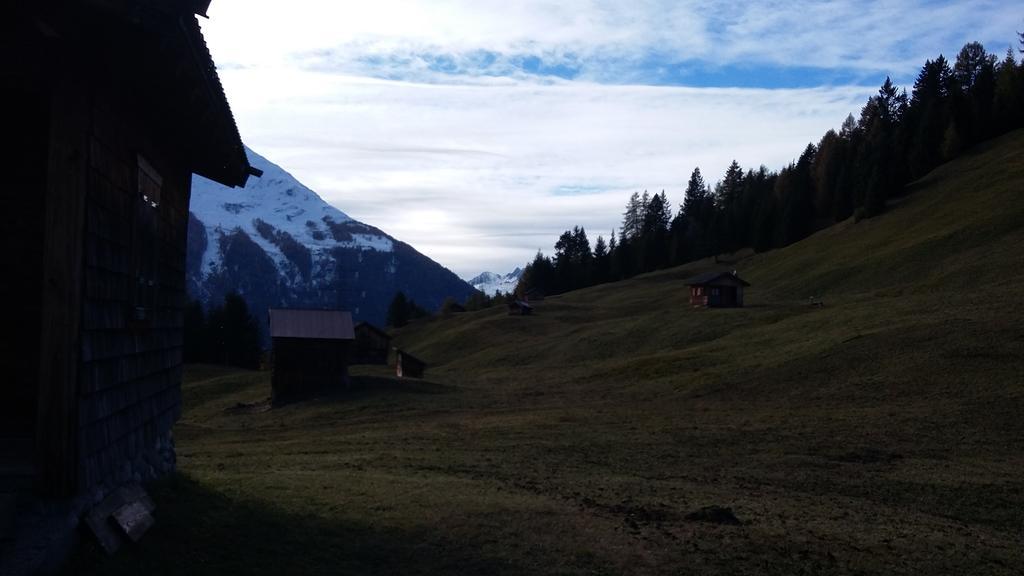 Haus Mattle Apartment Pettneu am Arlberg Exterior foto