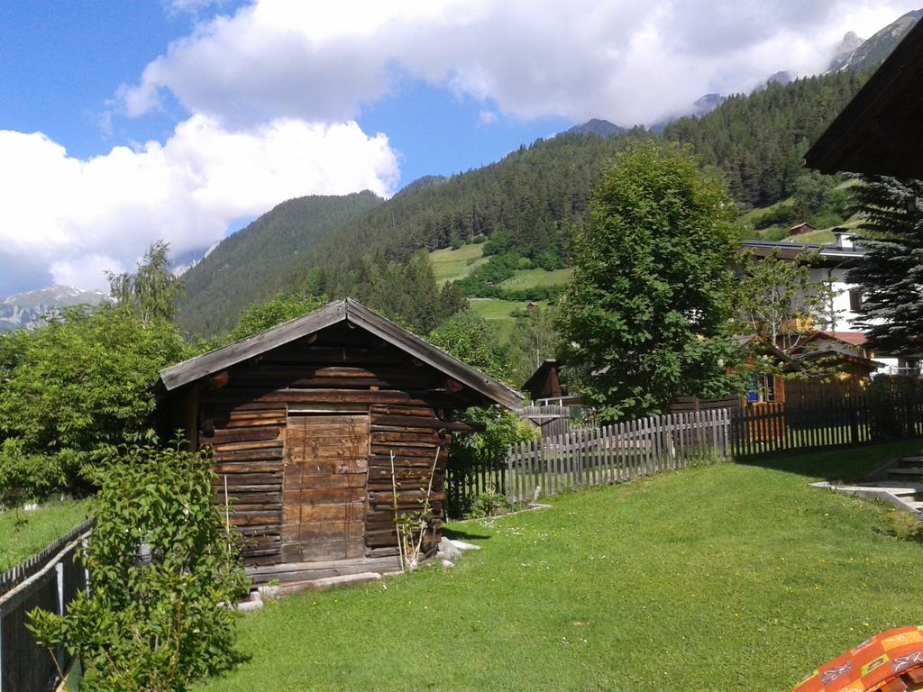 Haus Mattle Apartment Pettneu am Arlberg Exterior foto
