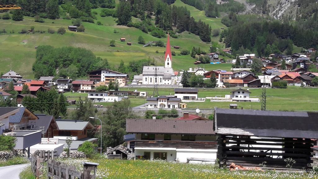 Haus Mattle Apartment Pettneu am Arlberg Exterior foto